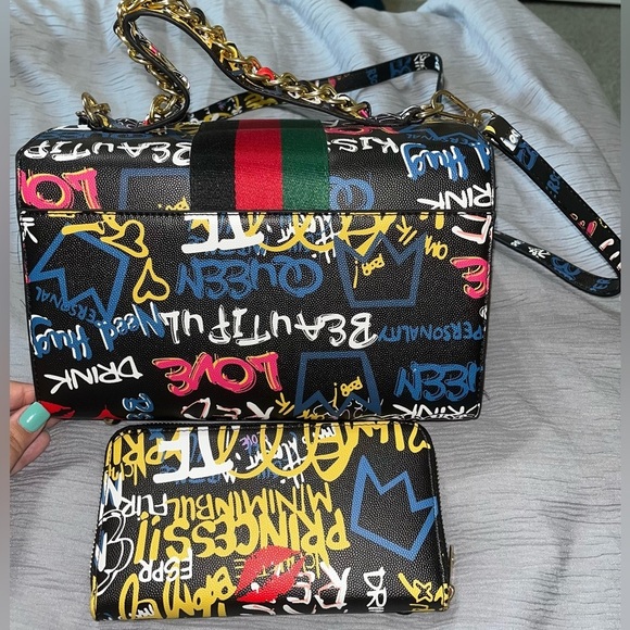 Bee Box Satchel Handbag Purse W/Matching Wallet Black Graffiti - Picture 5 of 16